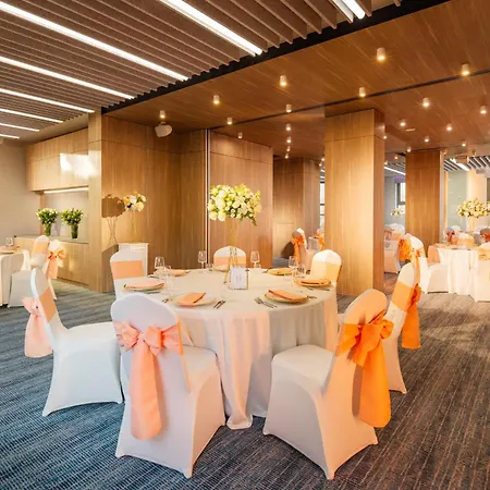 ホテル Rosslyn Park 4*