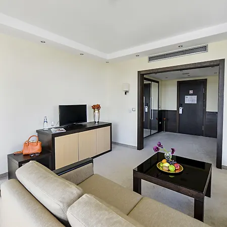 Hotel Rosslyn Park