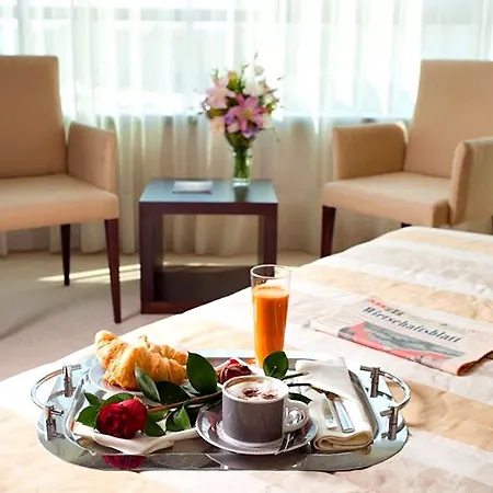 Hotel Rosslyn Park 4*